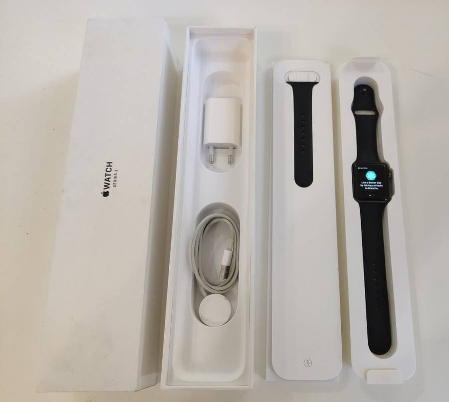 APPLE WATCH SERIES 3 - 42MM - SPACE GREY