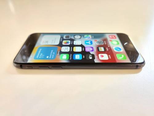 Apple Iphone 8 - 64GB - Black