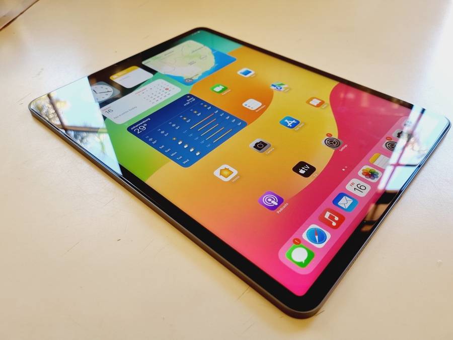 APPLE IPAD PRO 12.9 - 5TH GEN - 128GB - WIFI