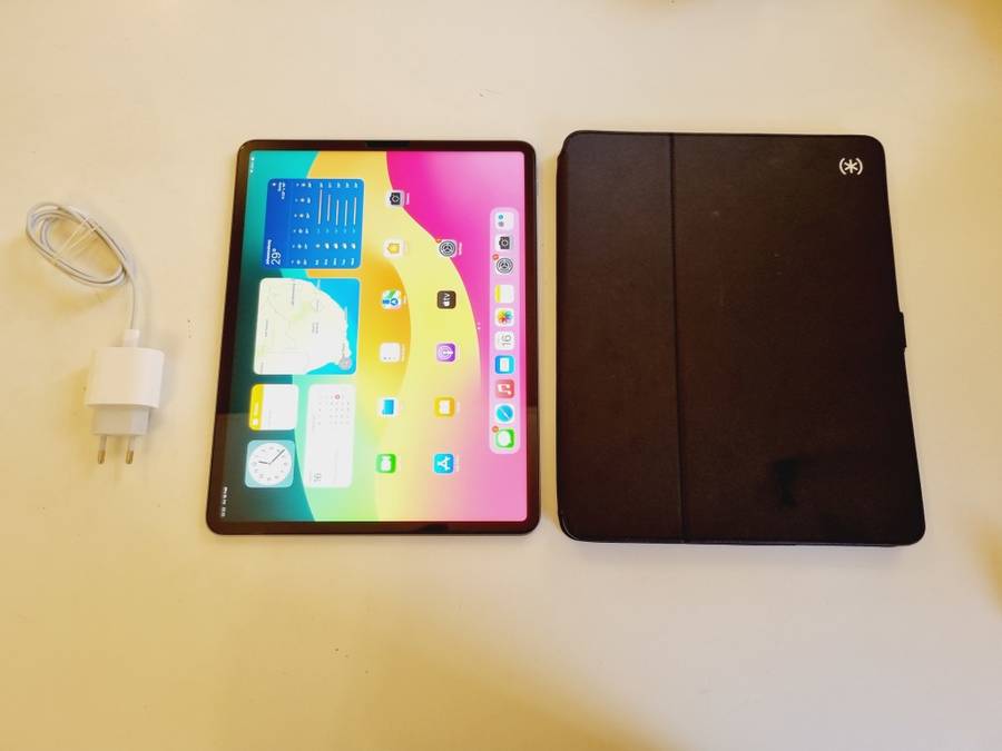 APPLE IPAD PRO 12.9 - 5TH GEN - 128GB - WIFI