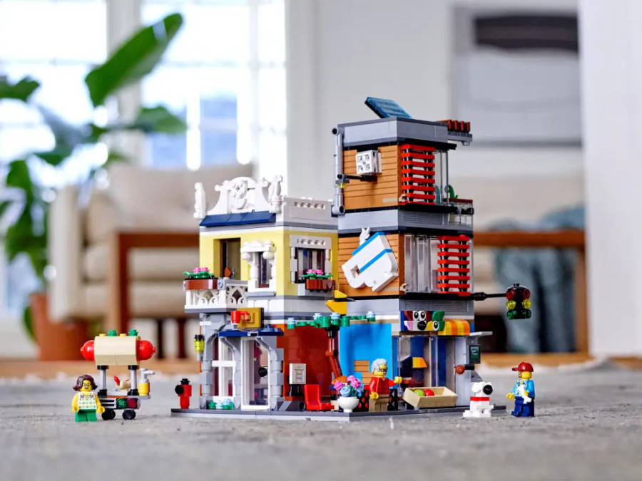 LEGO® Creator 3in1 - Townhouse Pet Shop & Café (31097)