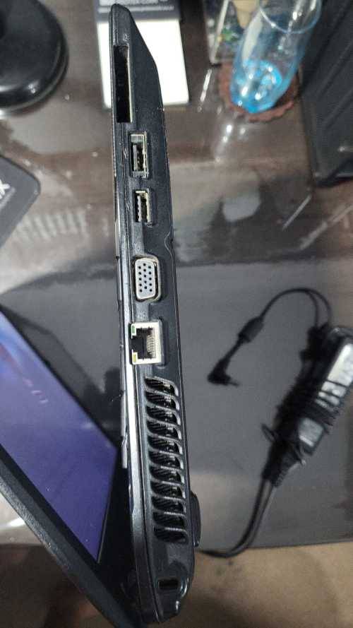 Lenovo G560 i3 Notebook