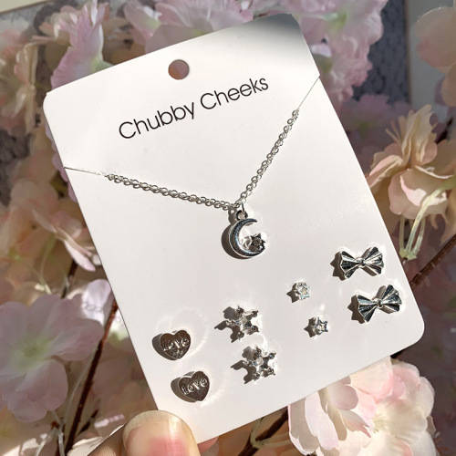 Gorgeous  Moon and star and earring set