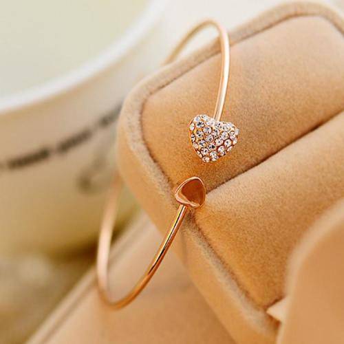 Rose gold plated crystal heart bracelet