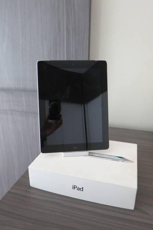 Apple Ipad 2 32gb wifi and cellular