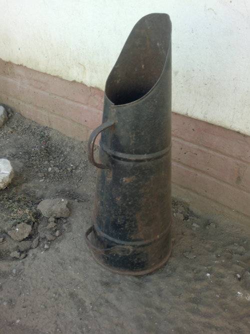 Antique coal scuttle,Self collect in Robertson or shipping R200