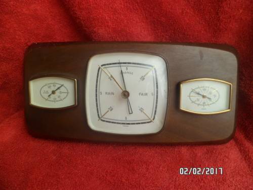 NICE OLD GERMAN  BAROMETER