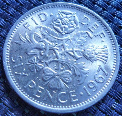 SIXPENCE 1967 WITH ORIGINAL TONING LOOKS AU CONDITION