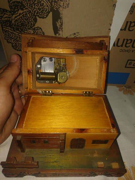 Cute musical house, working