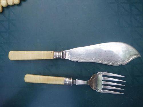 VINTAGE SILVER PLATED FISH KNIVES AND FORKS WITH MOTHER OF PEARL HANDLES