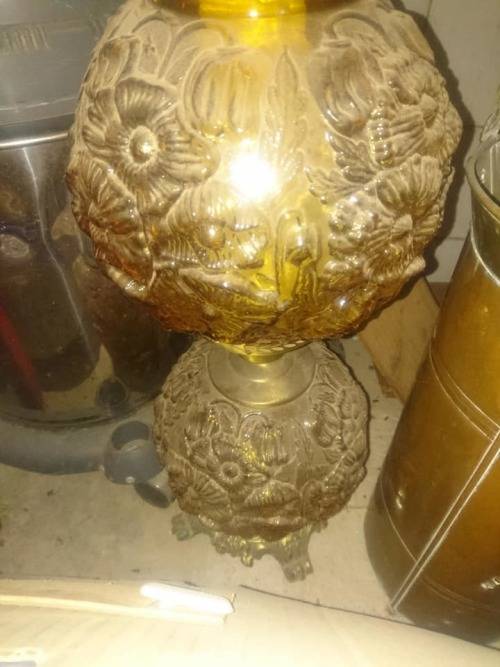 AMAZING ANTIQUE LAMP.SELF COLLECT ONLY