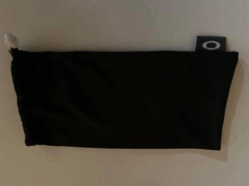 Genuine Oakley sunglasses. With spare clear interchangeable lenses, Oakley case and soft glass carry