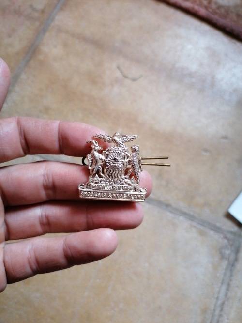 Rhodesia and Nyasaland Native Department cap badge