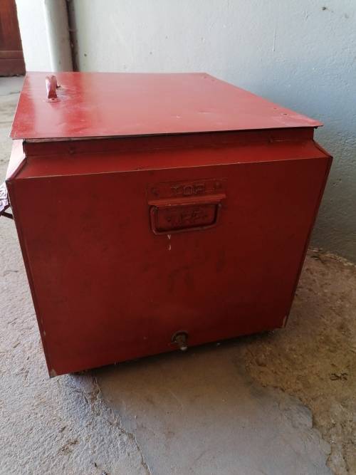 vintage Coca cola cooler box