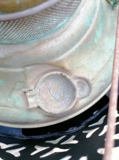 Vintage Valor paraffin heater. Not tested sold as is