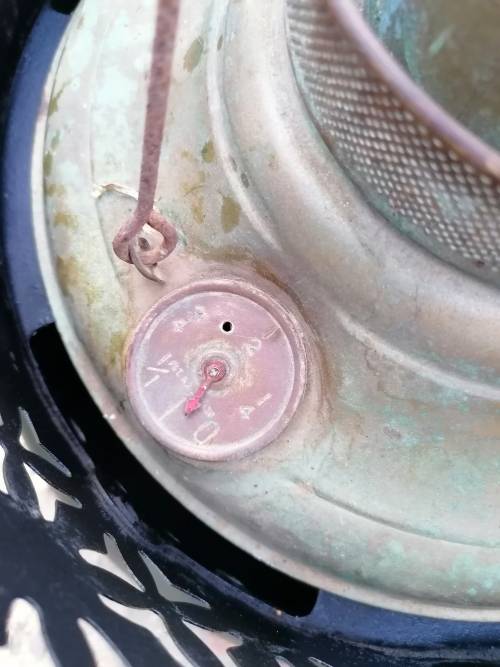 Vintage Valor paraffin heater. Not tested sold as is