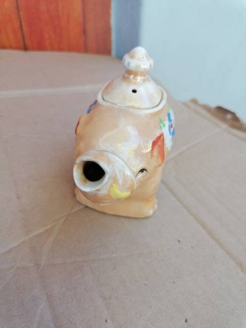 Small vintage elephant kettle. Condition as per picture