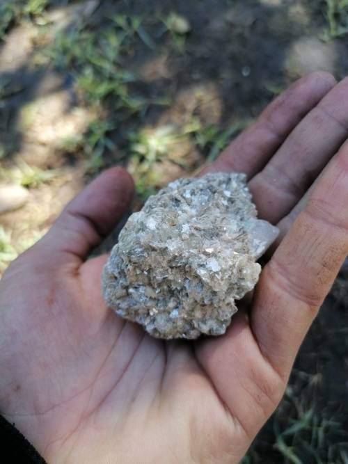 Mineral specimen