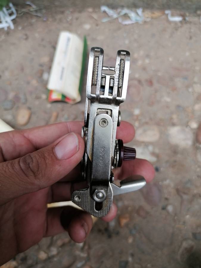 singer automatic zig zag attachment
