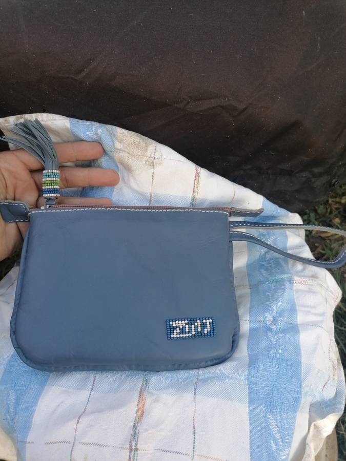 handmade in kenya by zinj design purse
