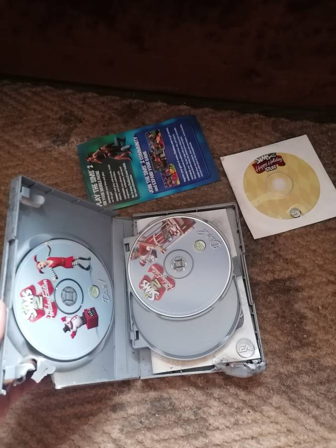 The sims 2 holiday edition + happy holiday expansion pack pc game
