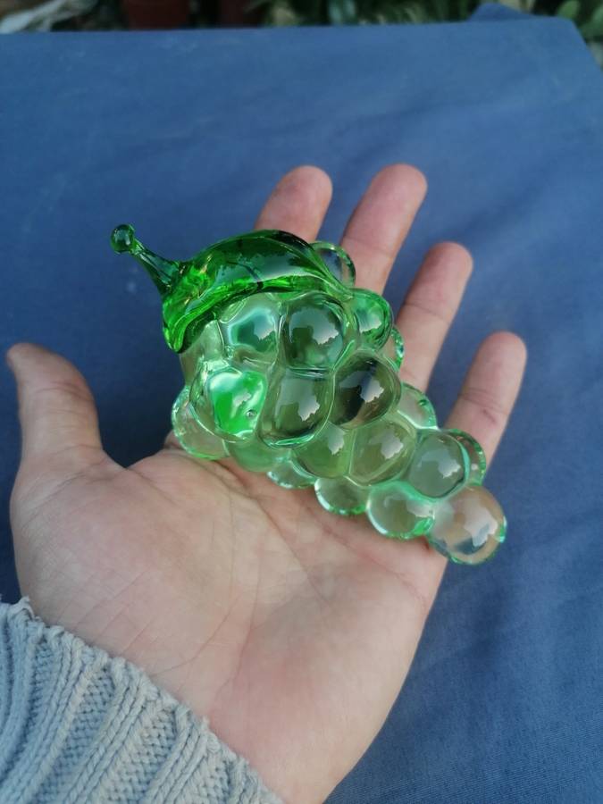 Murano glass grapes