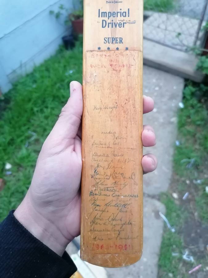 Signed minature cricket at. Appears to be dated 1960s