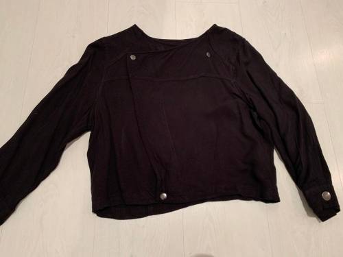 **75% Off April Deals : Stunning Cross over Biker Jacket**