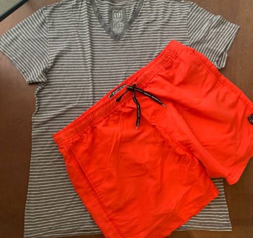 LIMITED OFFER: STUNNING TWIN PACK MAUI BRANDED SHORTS**