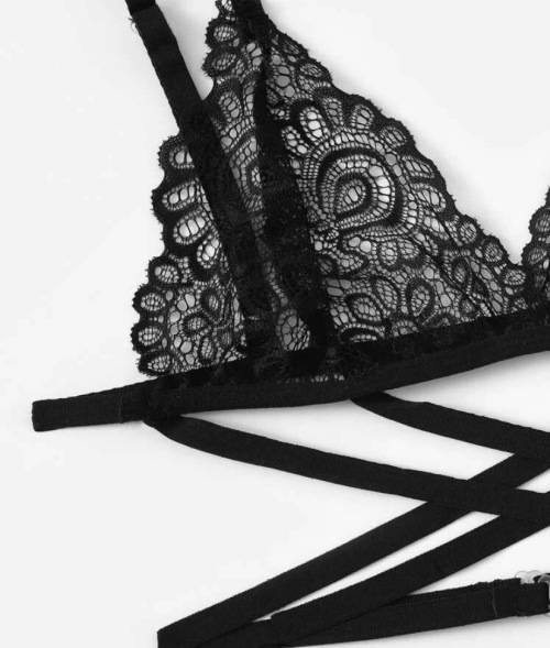 **winter Sale : Criss Cross Ladder Floral Lace lingerie set**