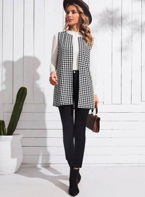 **Winter Sizzling Sale : Stunning Emery Rose Open front Gingham Coat**