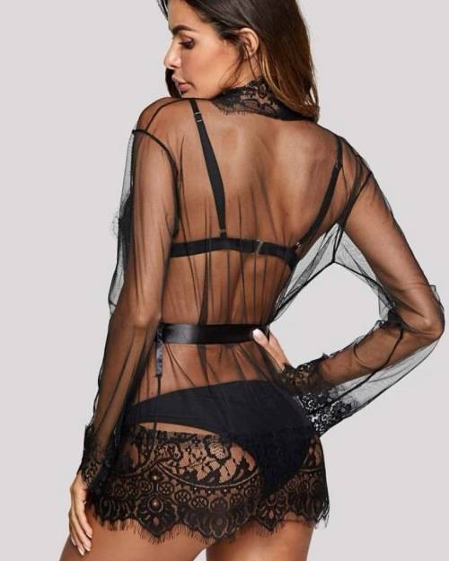 **New Stock Unpacked : Stunning Ladies lace Robes**