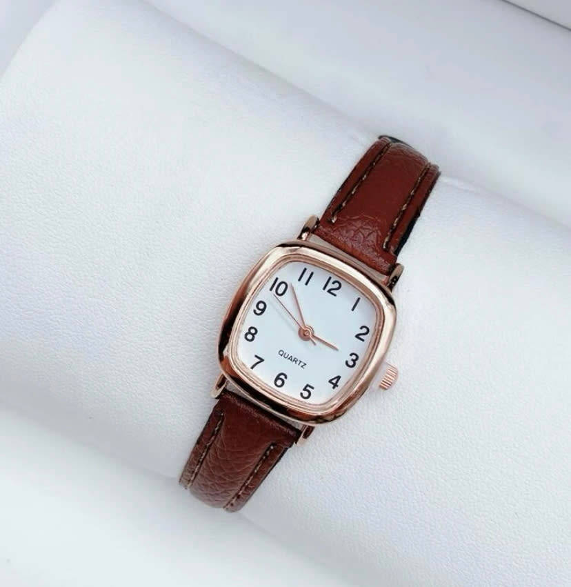 **Black November clearance Sale :  80% off gorgeous Leather watches**