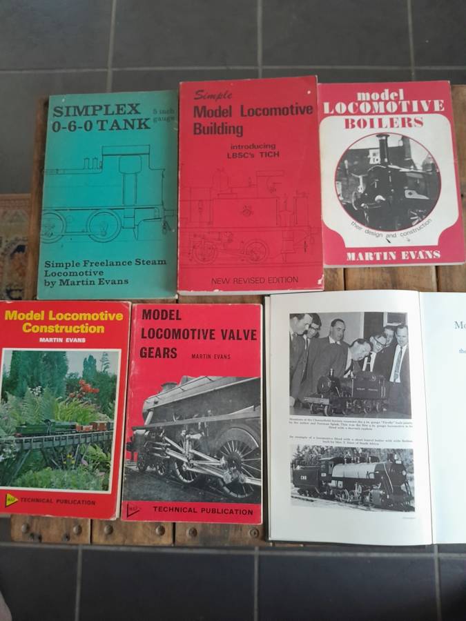 Model steam locomotive books