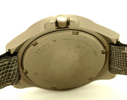 Seiko . Titanium. (Pilots Glow in the dark Luminous Dial)