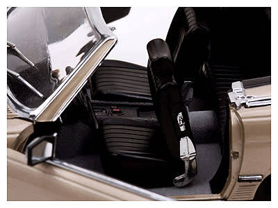 1977 MERCEDES-BENZ 350 SL OPEN CONVERTIBLE.