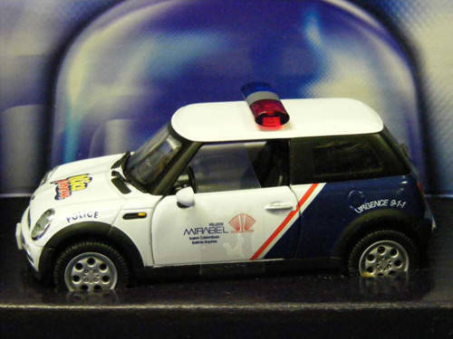 4 x Mini Cooper Police Cars: : "Police cars of the world"