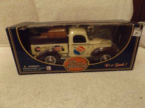 1940 Ford/Pepsi Pickup Truck/Bank diecast