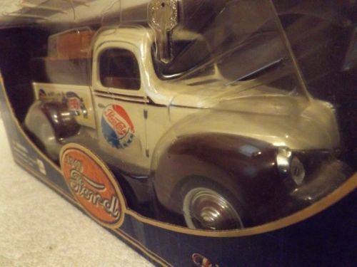 1940 Ford/Pepsi Pickup Truck/Bank diecast