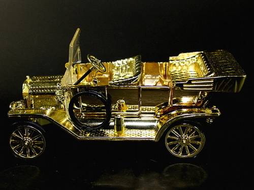 1910 Ford Model T (Gold Plated series)
