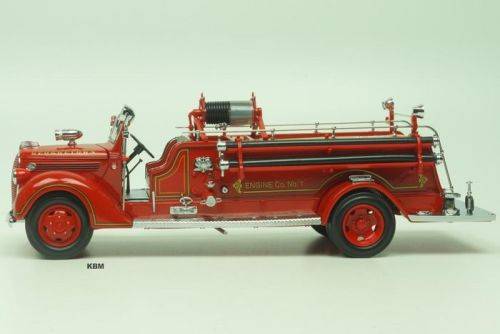 Ford Fire Truck 1938 Red with accessories and 24K coin