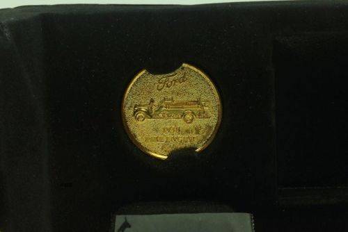 Ford Fire Truck 1938 Red with accessories and 24K coin