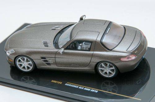 Mercedes SLS AMG 2010 grey,