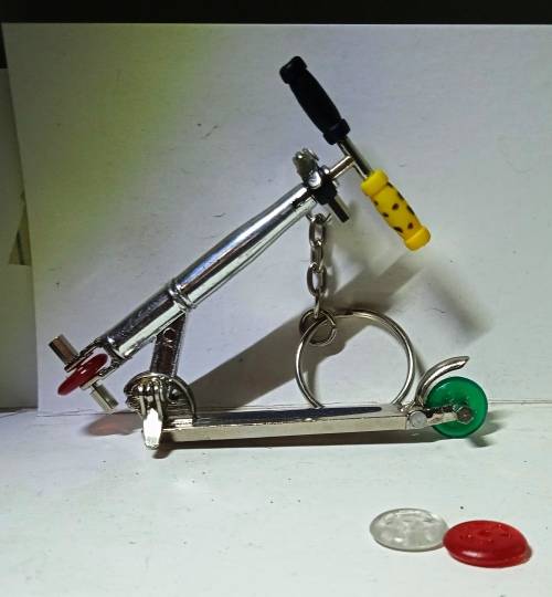 Mini Scooter Build it yourself Also a Key Chain.