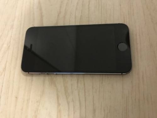 Apple iPhone 5s 16GB - Space Gray