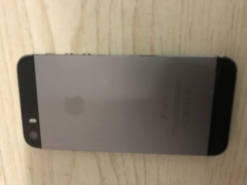 Apple iPhone 5s 16GB - Space Gray