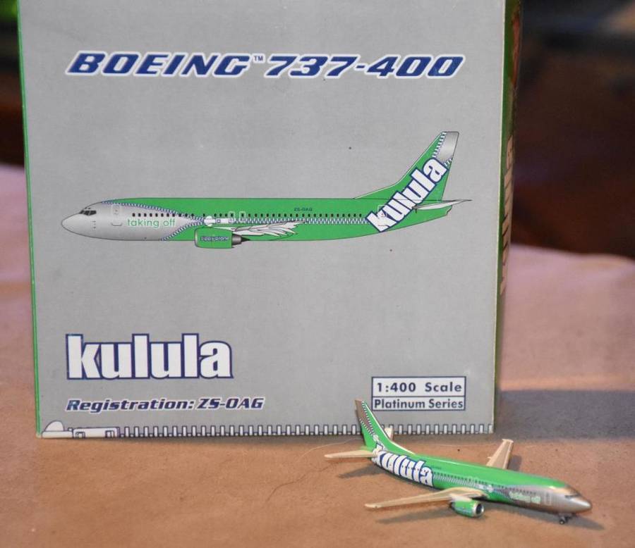 1/400 KULULA OPERATED BY COMAIR BOEING 737-400  ZS-OAG PHOENIX MODEL