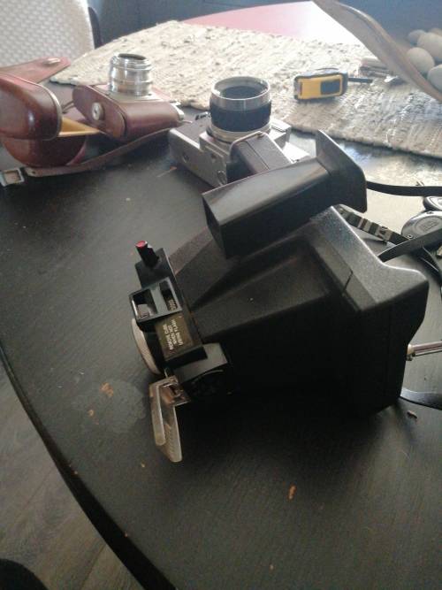 Camera lot, 3 working cameras, 2x 35mm and 1x Polaroid instamatic