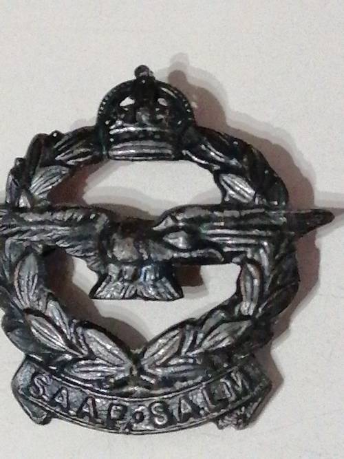 WW2 SAAF Cap badge and lapel badge