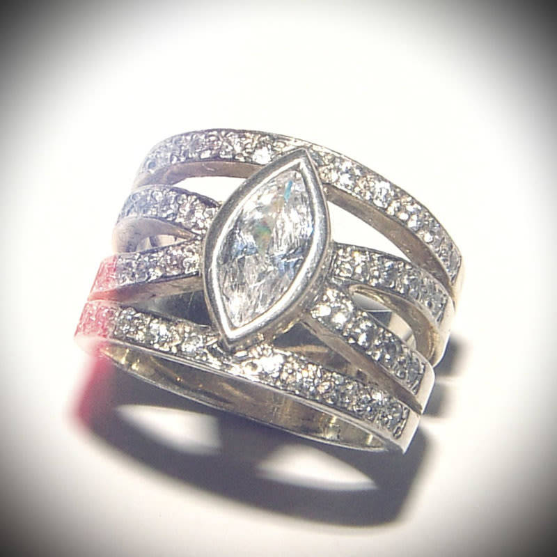 PURE PERFECTION! HANDMADE SOLID .925 STERLING SILVER RING!